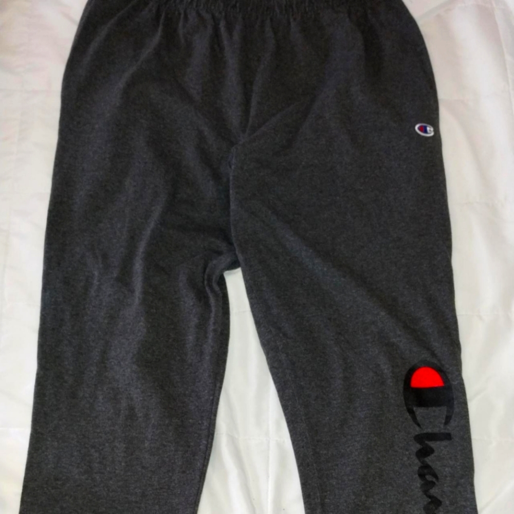 Champion drawstring pocketed joggers tapered legs cuffed at ankles